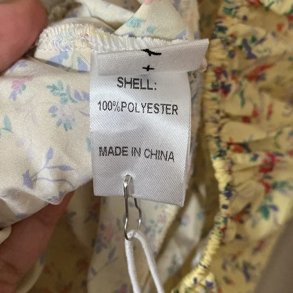 Love + Harmony Floral Yellow Puff Sleeve Top medium - Picture 6 of 7